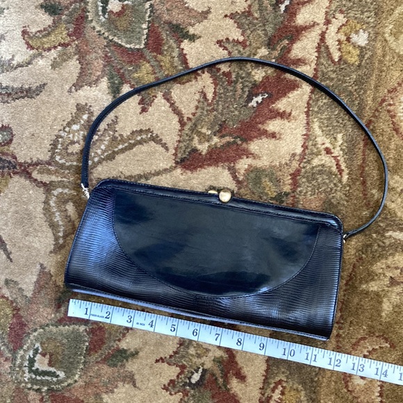 VINTAGE/GENUINE BRAHMÍN LEATHER BLACK HAND BAG. - Picture 9 of 11